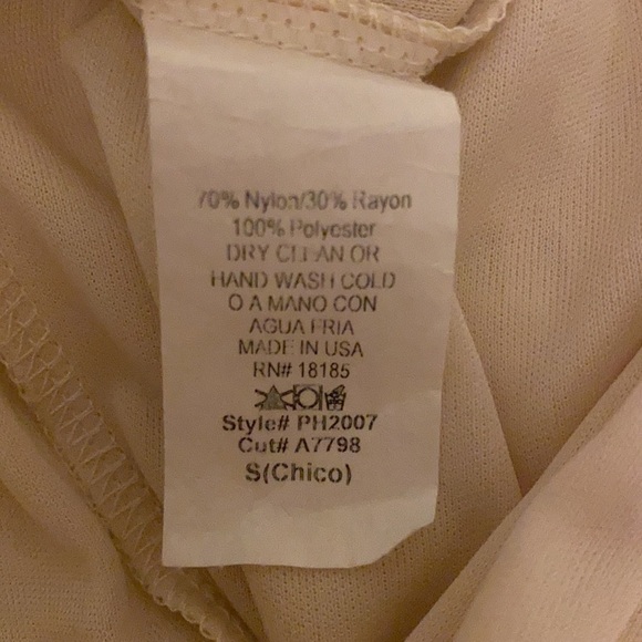 Beau Tissu Cream Crochet Lace Open Back Sleeveless Halter Romper - Picture 9 of 9